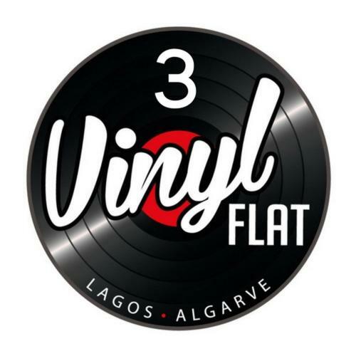 Vinyl Flat Bed & Breakfast - Rooms Lagos Room photo