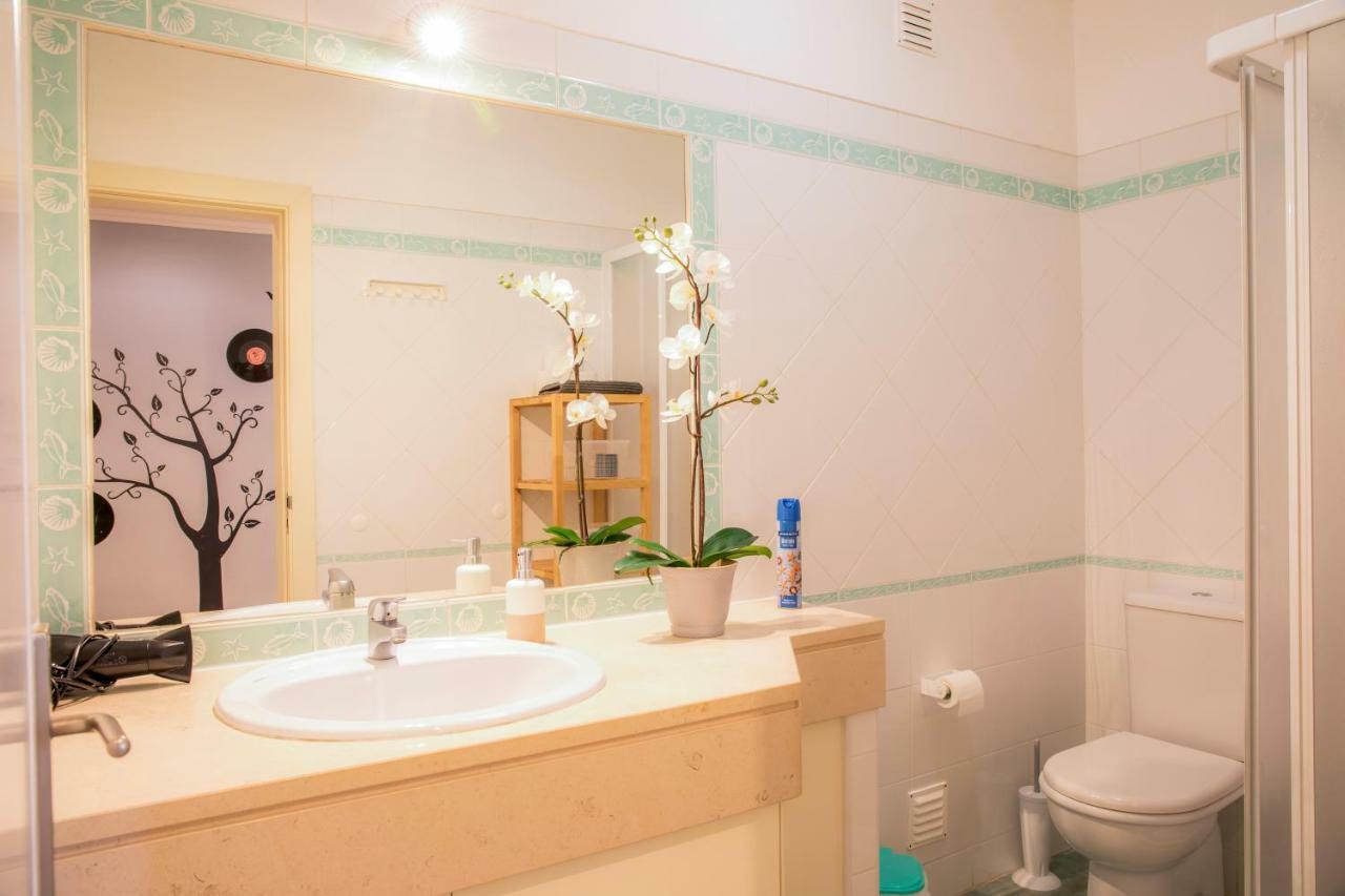 Vinyl Flat Bed & Breakfast - Rooms Lagos Exterior photo